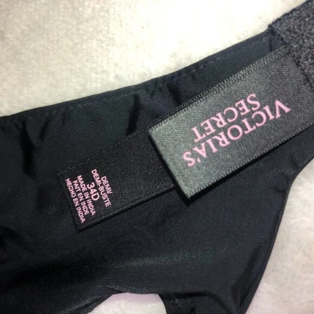 Victoria's Secret Black‎ Demi Bra 34D Goth